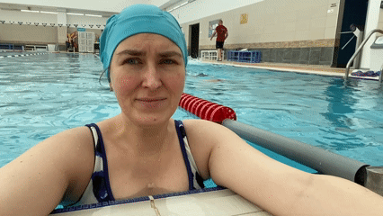 Morning swim session documented at Yekaterinburg aquatic center
