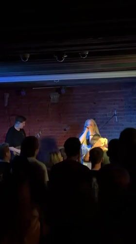 Live band performs at intimate Minsk venue Saturday evening