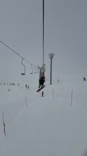 Winter sports activity observed on Kutchan slopes during cloudy day