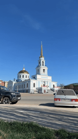 Orthodox church with golden domes observed in Votkinsk