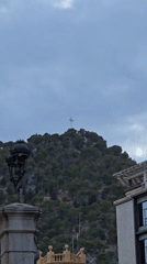 Evening walk through Jaén's historic center, crane activity included