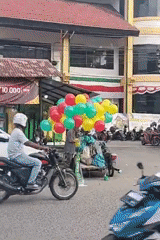 School assembly draws large crowd in Lhokseumawe courtyard