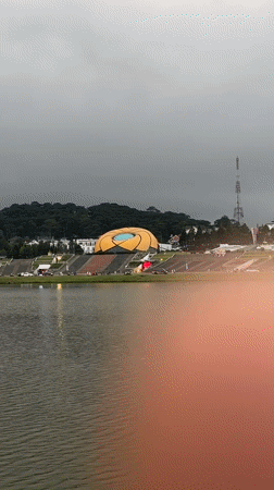 Da Lat lake district captures everyday moments on Sunday morning