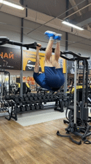 Early morning workout session captured at Chaikovsky gym
