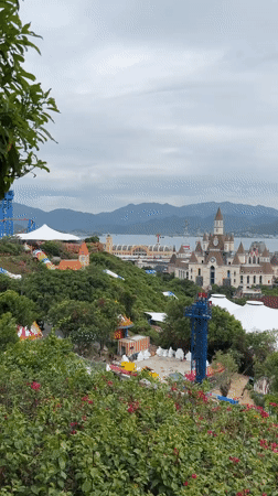 Early morning visit to Nha Trang theme park zoo