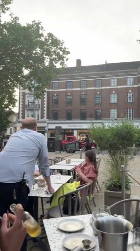 Birthday celebration held at London restaurant near Saatchi Gallery