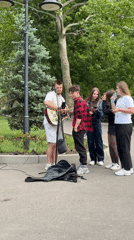 Casual afternoon at Valea Morilor park captured by witness