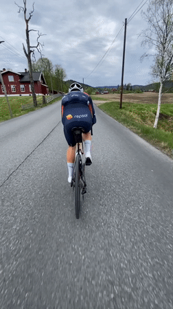 Cyclist in Repsol team kit spotted on Oslo road