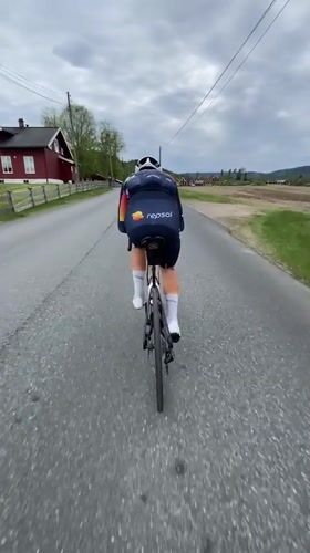 Cyclist in Repsol team kit spotted on Oslo road