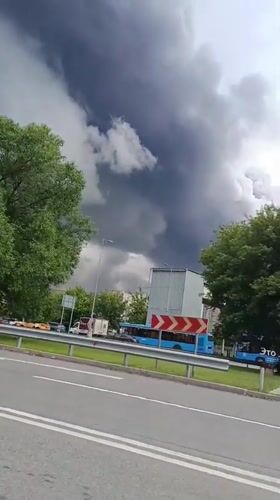 Heavy smoke plume rises over Moscow outskirts