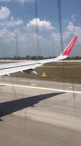 Vietjet flight operations documented at Thai airport