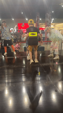 Children's entertainment event held at Russian shopping mall