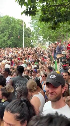Late night outdoor festival in New York draws massive crowds