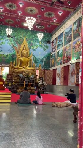 Inside a Ko Samui Buddhist temple, late morning visit