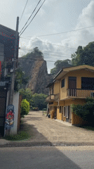 Street-level scenes along the southern Sri Lanka coastline