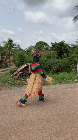 Traditional masquerade performer spotted in Agba Umana, Nigeria