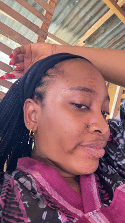Young woman documents daily life in Uyo, Nigeria