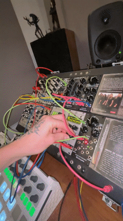 Early morning synthesizer session captured in Vicente López