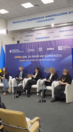Five-person Crimea panel discussion held at Ukrinform headquarters