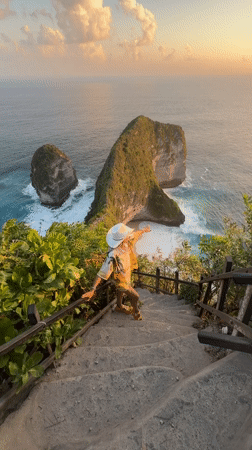 Tourists experience sunset and monkey encounters at Nusa Penida beach
