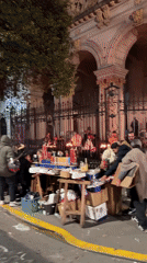 Late-night street market operates in Buenos Aires