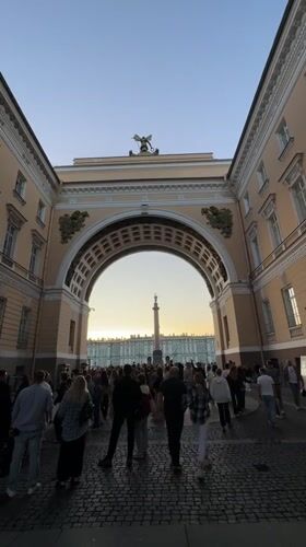 Summer evening drift through central Saint Petersburg streets and canals.