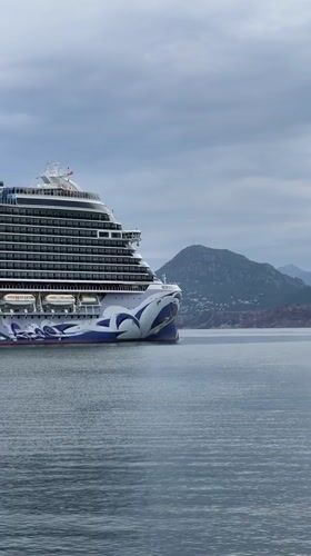 Cruise ship docks in Bar, Montenegro harbor draws onlookers