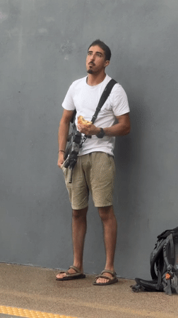 Tel Aviv construction work and armed civilian life, Sunday morning