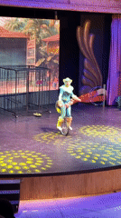 Circus performers take the stage in Serik under colorful lights