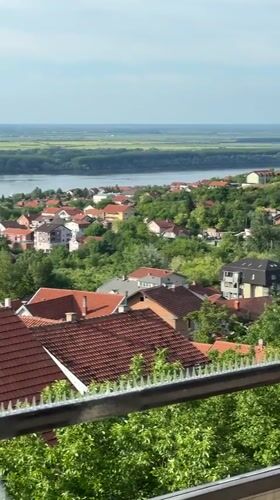 Witness documents afternoon scenes across Palilula residential areas, Serbia