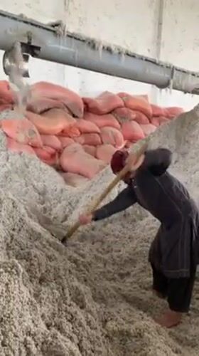 Worker observed at textile facility in Shurandam, Afghanistan