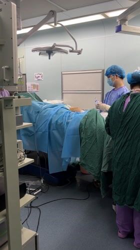 Surgery in progress at Yuzhong District medical facility