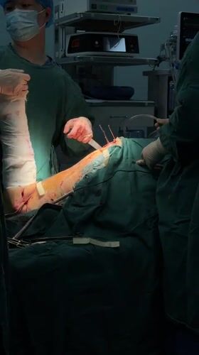 Surgical procedure recorded in Yuzhong District early morning