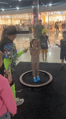 Children's performers stage interactive mall shows in Russia