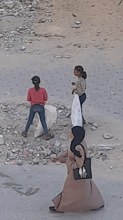 Daily life and destruction side by side in Khan Yunis
