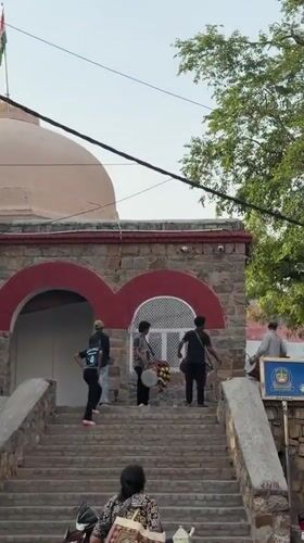 Delhi daily life captured across neighborhoods and landmarks
