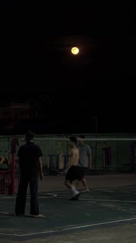 Evening sports activities observed at Chang Phueak community courts