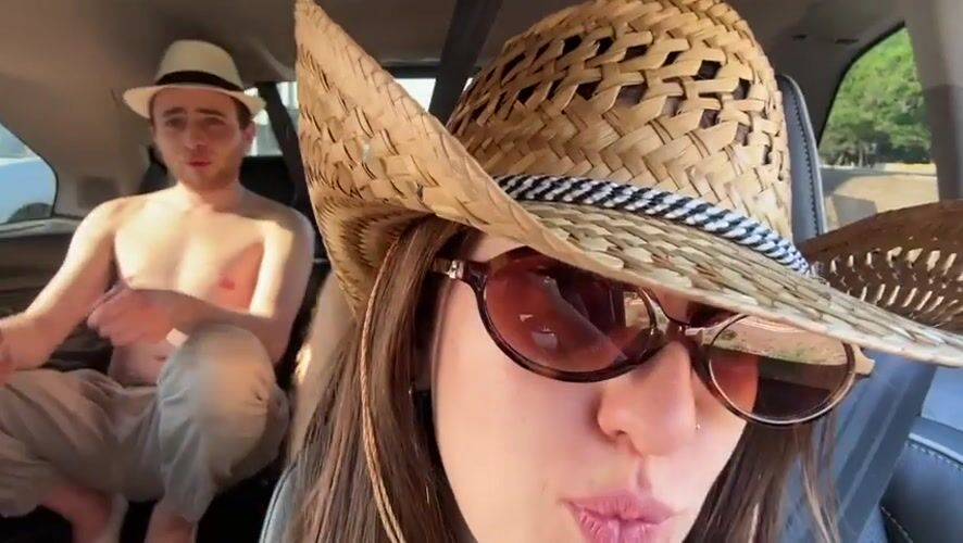 Street scenes and car moments recorded in Acapulco