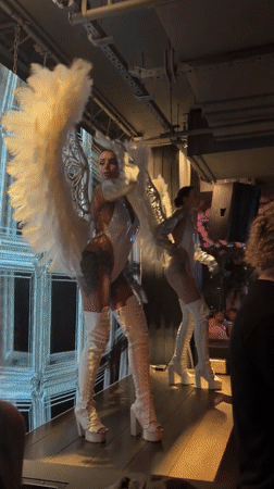 Angel-costumed stage duo performs in Novaya Usman'