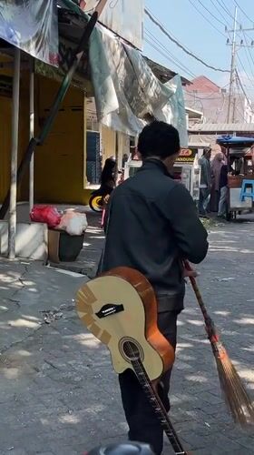 Street life and commerce in Sumorame, Indonesia