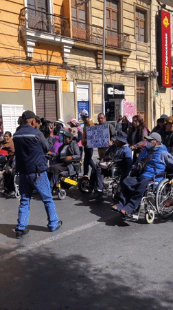 Multiple peaceful demonstrations converge in La Paz streets