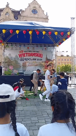 Vietnamese Cultural Festival brings lion dances and costumes to Wrocław