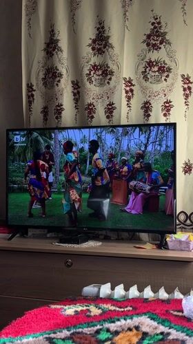 Bulgarian TV broadcasts tropical dance performance program