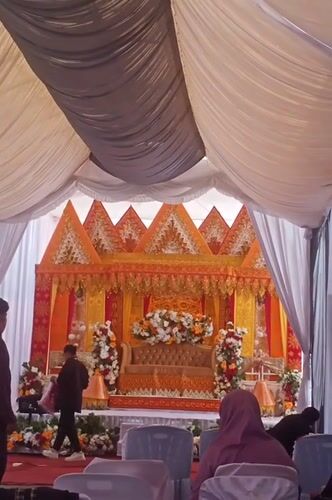 Wedding ceremony and daily life documented in Indonesian villages