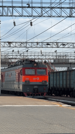 Passenger train documented at Petrov Val station, Russia