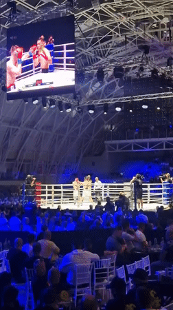 Boxing match draws crowds to Plovdiv arena complex