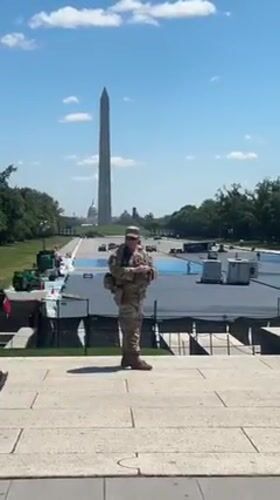 Sunny afternoon scenes captured on Washington's National Mall