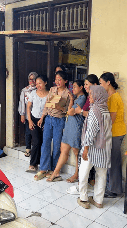 Eight women pose for group photo in North Kuta
