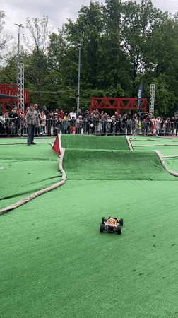 RC car racing event draws crowds in Saint Petersburg park