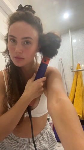 Woman documents weekend hair styling routine in Surgut